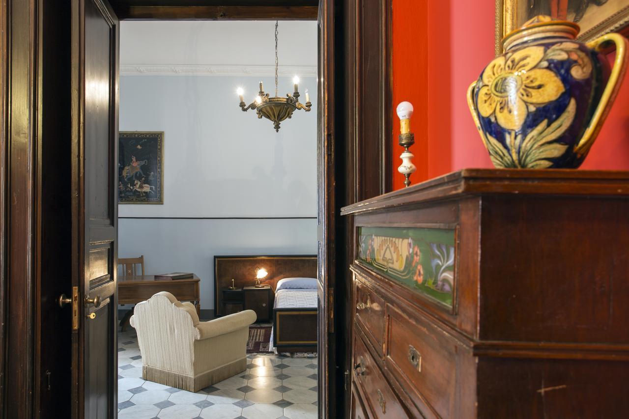 Casa Di Charme A Palazzo La Lumia Appartamento