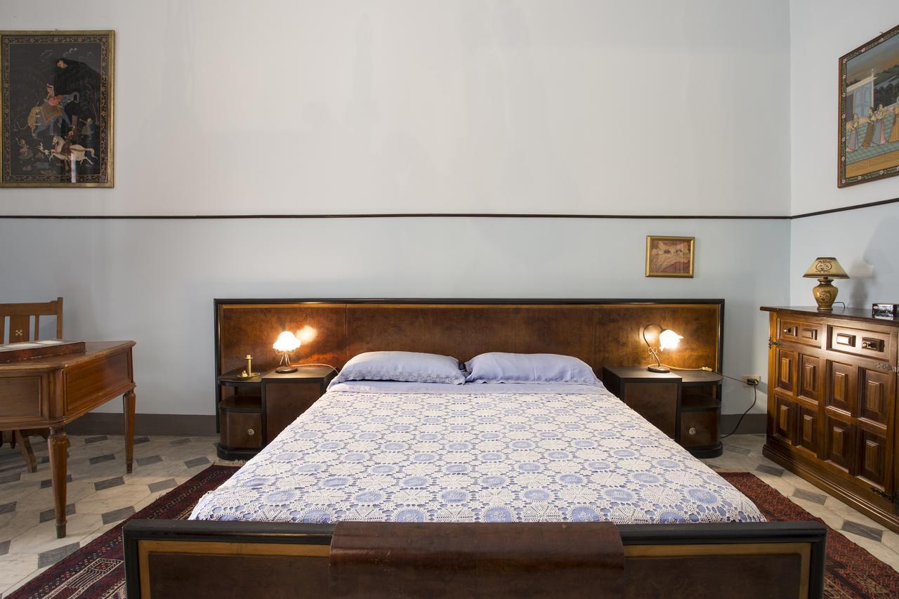 Appartamento Casa Di Charme A Palazzo La Lumia *